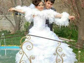 14 yaşlı oğlanla 10 yaşlı qız evləndi - FOTOLAR
