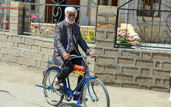 Naxçıvan velosipedə keçir - FOTOSESSİYA Naxçıvan velosipedə keçir - FOTOSESSİYA