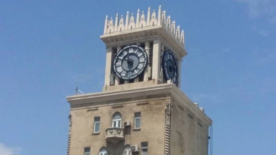 Bakıda saat biabırçılığı - FOTO