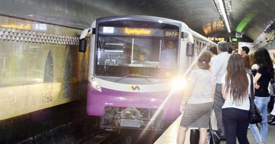 SON DƏQİQƏ! Bakı metrosunda böyük həyəcan: Qatar tuneldə dayandı: ürəyi gedən kim...