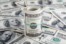 Azərbaycanda dollar cüzi ucuzlaşdı