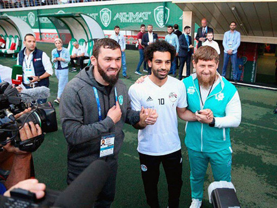 Ramzan Kadırov Salahla görüşmək üçün stadiona gəldi - FOTO