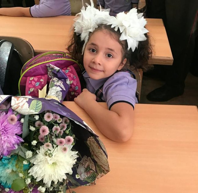 Xuramanın qızı birinci sinfə getdi – FOTOLAR