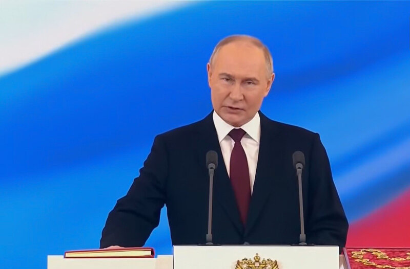 Vladimir Putin Rusiya prezidenti vəzifəsinin icrasına başladı - YENİLƏNİB - VİDEO