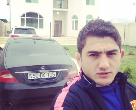 Qızıl medal qazanan güləşçimizin bahalı avtomobilləri göz qamaşdırdı - FOTOLAR