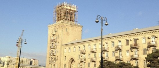 Bakıda saat biabırçılığı - FOTO