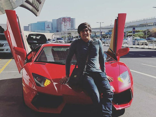 Azərbaycanlı milyarderin oğlu Dubay yollarında "Ferrari" ilə belə avtoşluq etdi - VİDEO