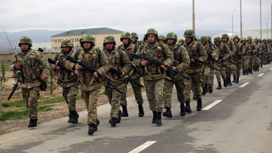 Ordu həyəcan siqnalı ilə qaldırıldı, rayonlara doğru hərəkətə keçdi - FOTO+VİDEO
