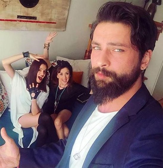 Tanınmış cütlük ayrıldı - FOTO