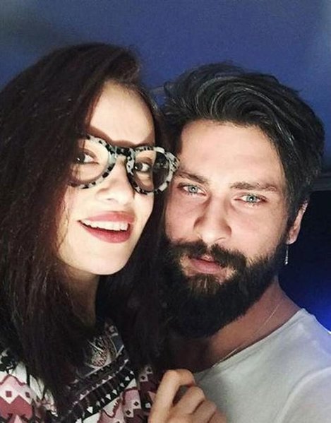 Tanınmış cütlük ayrıldı - FOTO