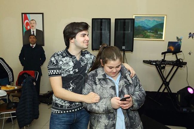 Mədət Quliyevin oğlu bayramı qocalar evində keçirtdi - FOTOLAR
