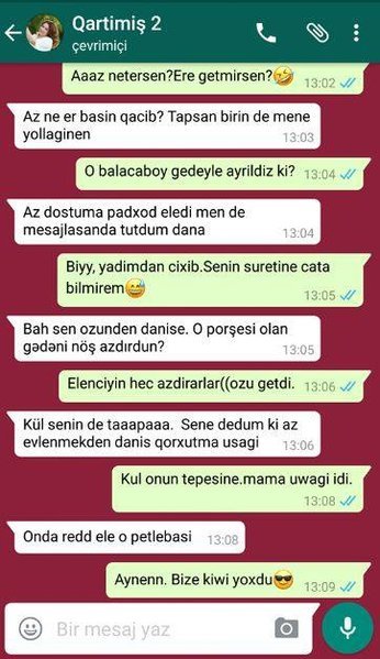 Hər kəs Azərbaycanda bu iki qızın "WhatsApp" yazışmasından danışır - "Tapsan birin də mənə yolla" - FOTO