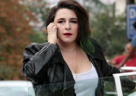 Tanınmış aktrisanın 20 yaşlı qızını görənlər GÖZLƏRİNƏ İNANMADILAR - FOTO