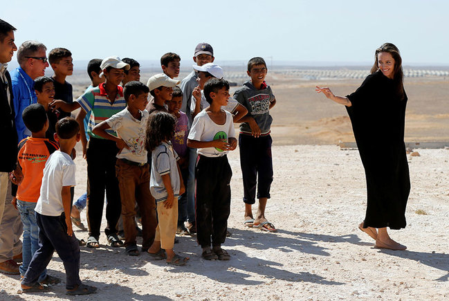 Tanınmış siyasətçilərin uşaqlarla əyləncəsi FOTOLARDA