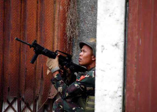 Şəhər qan gölünə çevrildi: Cəsədlər üst-üstə qalandı - DƏHŞƏTLİ FOTOLAR+18 - VİDEO