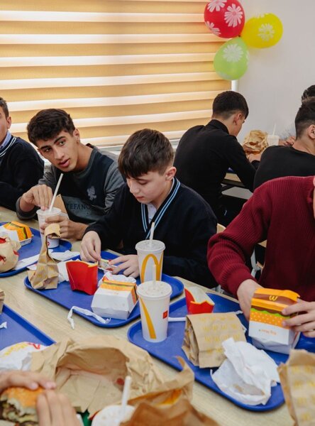 Təbiətə qayğı: "McDonald's Azərbaycan" internat məktəbi şagirdləri üçün ekoloji layihəyə start verir - FOTO