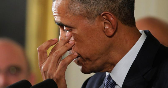 Obama ağladı - VİDA NİTQİ - FOTOLAR+VİDEO