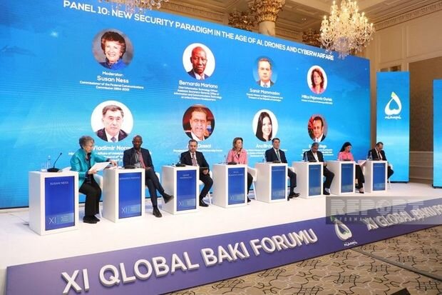 Bakı Forumu: "Süni intellekt və dronlar əsrində yeni təhlükəsizlik paradiqması" mövzusunda iclas keçirilib