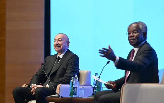 Azərbaycan qlobal bağlantıların mərkəzində
