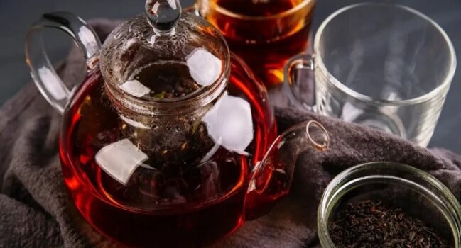 Kimlərə qara çay içmək olmaz