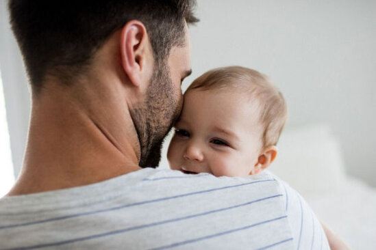 Azərbaycanda atalara tam ödənişli məzuniyyət veriləcək