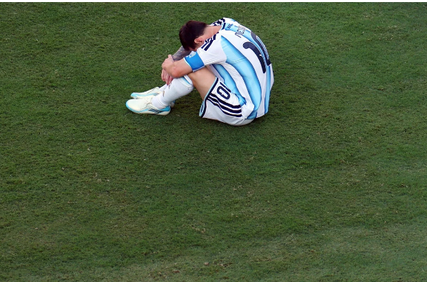 Lionel Messi Argentina yığmasındakı karyerasını başa vurdu?