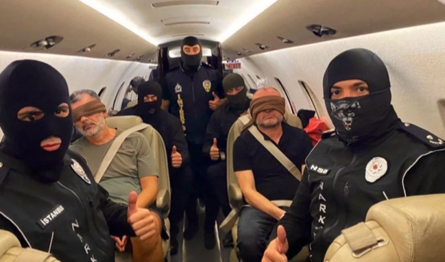 BƏƏ-də iki narkobaron tutularaq Türkiyəyə ekstradisiya edilib