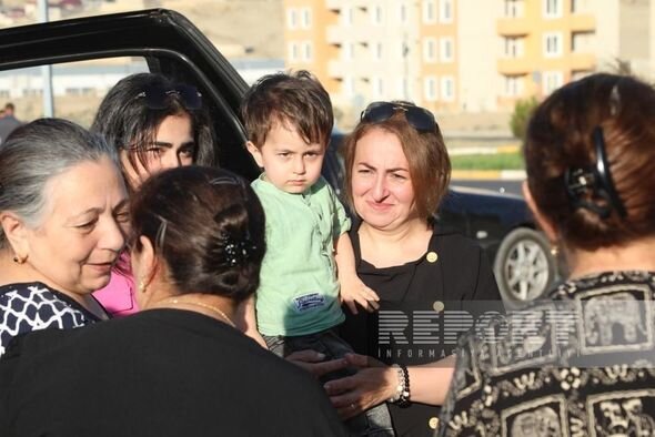 Bu gün daha bir neçə ailə Laçın şəhərinə yola salınır - FOTO