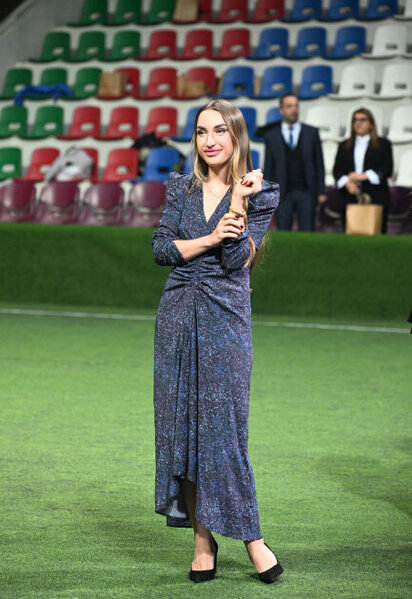 Prezidentin qızları və gəlini minifutbol turnirini izlədi - Fotolar