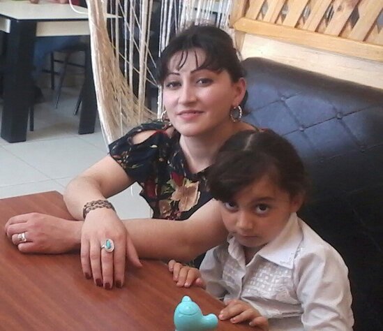 32 yaşlı qadın azyaşlı qızı ilə birlikdə itkin düşüb - Azərbaycanda