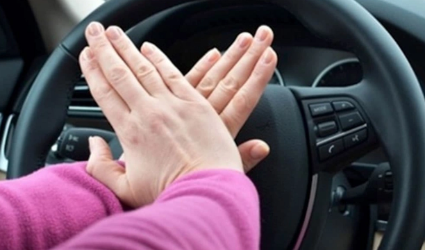 Sürücülərin həyatını təhlükəyə atan yol - Sakinlərin "siqnal dərdi" nə zaman bitəcək?