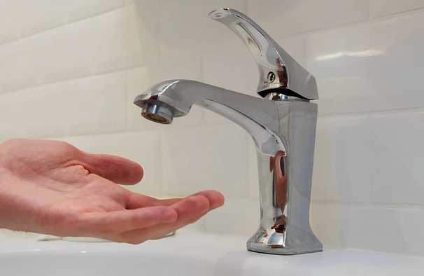 Bakıda su niyə fasilələrlə verilir? – RƏSMİ