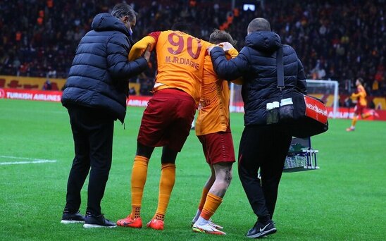 "Qalatasaray"ın hücumçusu 3 ay oynamayacaq