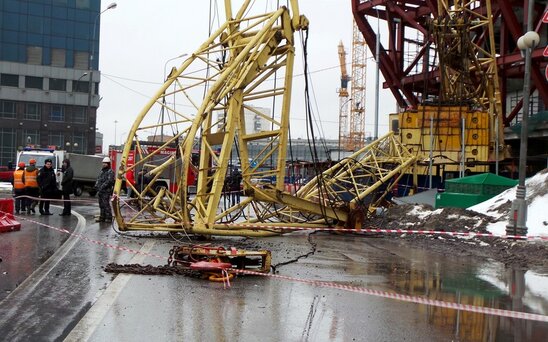 İtaliyada bədbəxt hadisə nəticəsində bir neçə nəfər ölüb