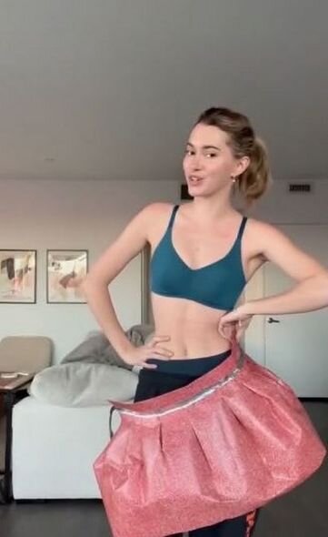 Kağızdan düzəltdiyi bayram paltarı ilə sosial şəbəkədə məşhurlaşdı - FOTO - VİDEO