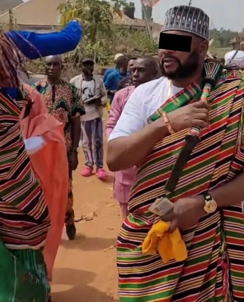 24 uşağı var, ayda 1.5 milyon avro pul alır