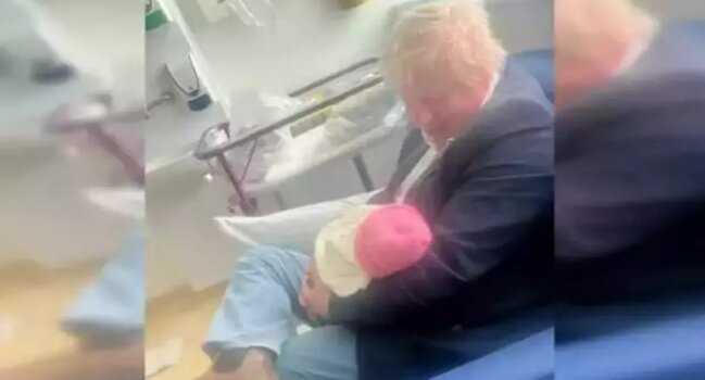 Sabiq baş nazir 9-cu dəfə ata olub