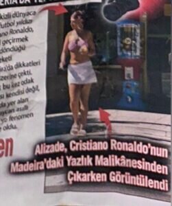 Ronaldonun evindən çıxarkən görülən azərbaycanlı müğənni GÖRÜN KİM İMİŞ- FOTO