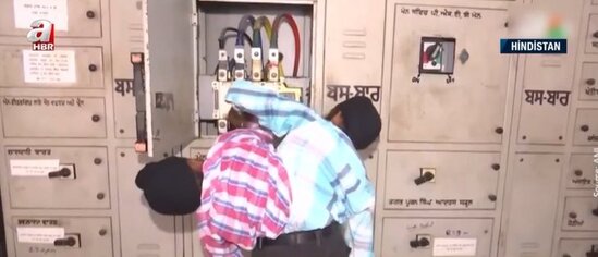 19 yaşlı siyam əkizlərini valideynləri atdı, indi isə onlar... - FOTO