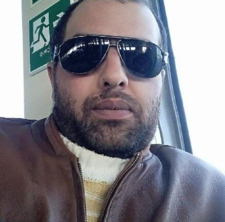 11-ci sinif şagirdi onunla evlənmək istəyən kişini öldürdü - FOTO