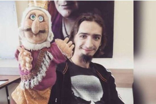 Aktyor sevgilisi ilə müharibəyə getdi: Onun qolları üstündə can verdi