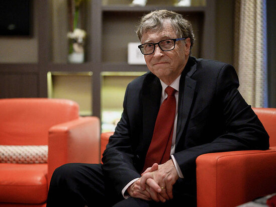 Bill Qeytsin işçilərinə ödədiyi MAAŞLAR