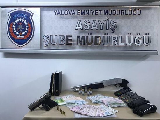 Şagirdlərin avtobusunda əxlaqsızlıq edənlər saxlanıldı - VİDEO - FOTO