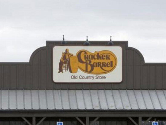 Müştəriyə səhvən kimyəvi məhlul verən restorana 9,4 milyon dollarlıq cəza