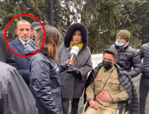 Axtarışa verilən saxta polkovnikin Roza Zərgərli ilə görüntüsü yayıldı - FOTO