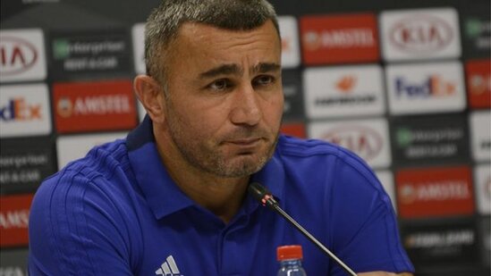 Prezident Qurban Qurbanovu təltif etdi