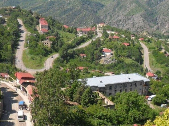 Suriya və Livan erməniləri Laçının kəndlərindən çıxmaq istəmirlər - yeni gərginlik