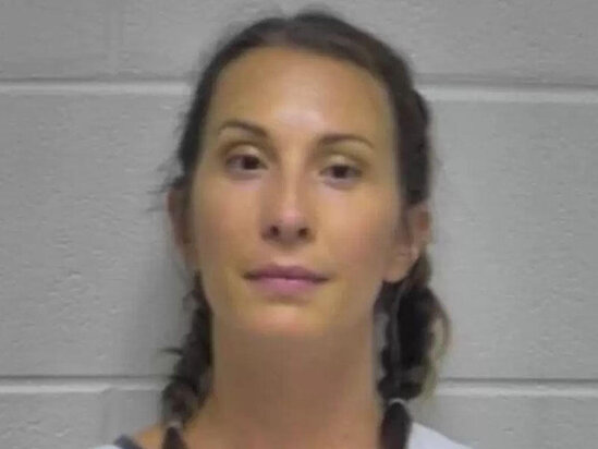 Musiqi müəllimi əxlaqsız çıxdı - Oğlan şagirdləri ilə...