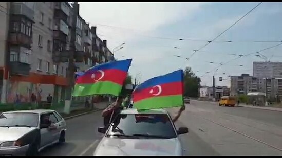 Rusiyada həmvətənlərimiz Azərbaycana dəstək üçün yürüş keçirdi - VİDEO