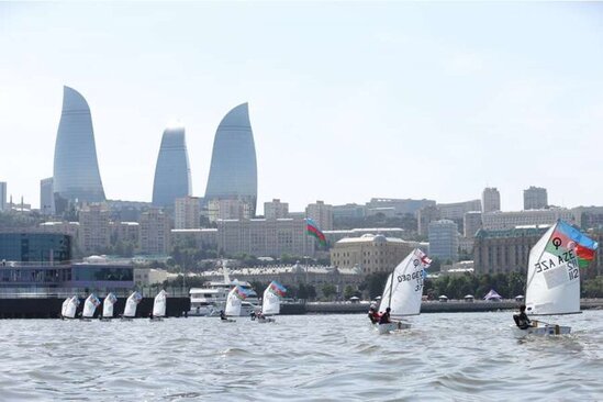 Ulu öndər Heydər Əliyevin 100 illik yubileyinə həsr olunmuş "Baku Sailing Regatta 2023" keçirilib